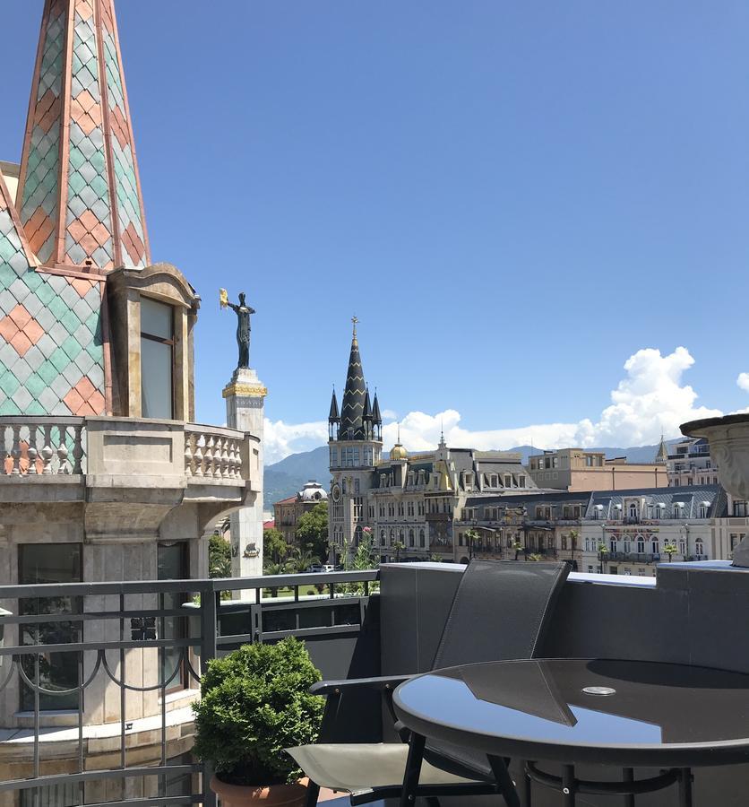 Cozy Studio On Europe Square Батумі Екстер'єр фото