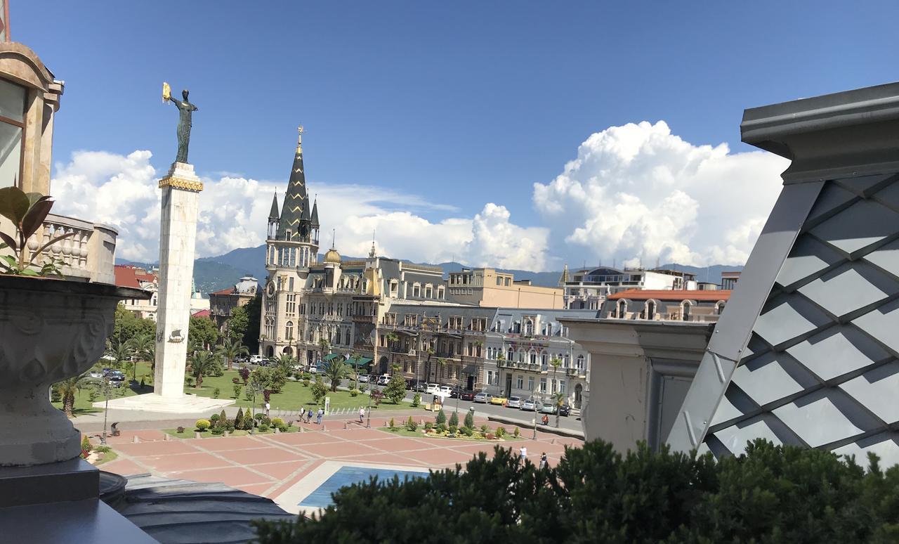 Cozy Studio On Europe Square Батумі Екстер'єр фото